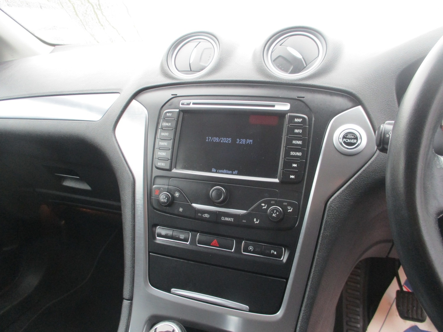 Used Ford Mondeo 2013 for sale - 76736133: Photo 14