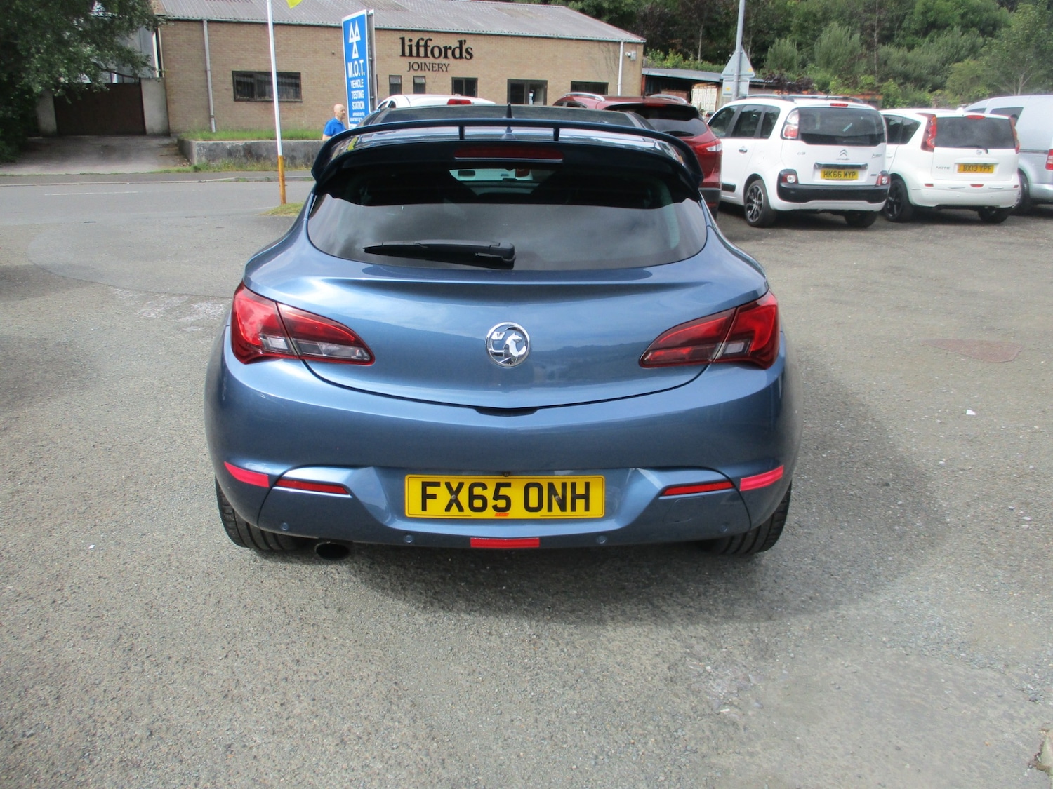 Vehicle 6