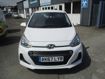 Used Hyundai i10 2017 for sale - 79355795: Photo