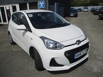 Used Hyundai i10 2017 for sale - 79355795: Photo