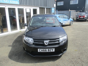 Used Dacia Sandero 2016 for sale - 78340789: Photo