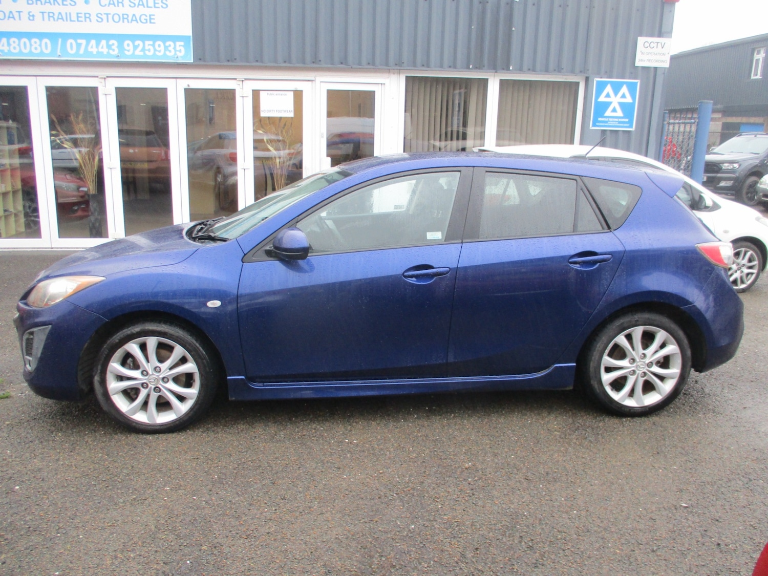 Used Mazda Mazda3 2009 for sale - 77717709: Photo 8