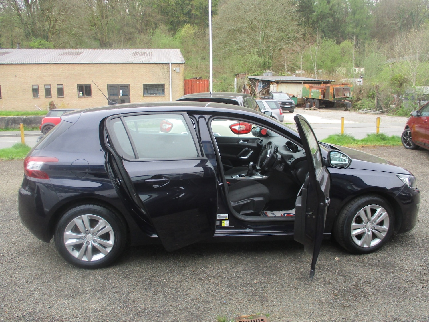 Used Peugeot 308 2016 for sale - 78197772: Photo 11