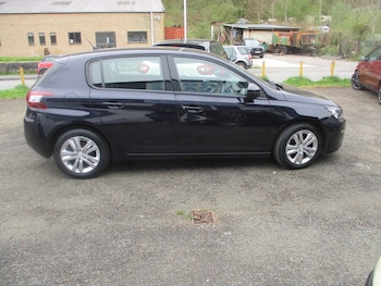 Used Peugeot 308 2016 for sale - 78197772: Photo