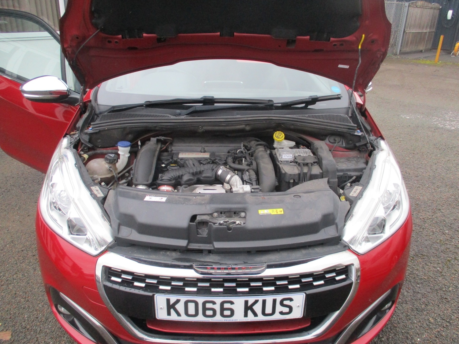 Used Peugeot 208 2017 for sale - 77592233: Photo 18