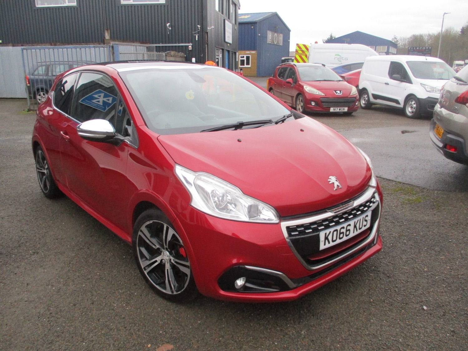 Used Peugeot 208 2017 for sale - 77592233: Photo 3
