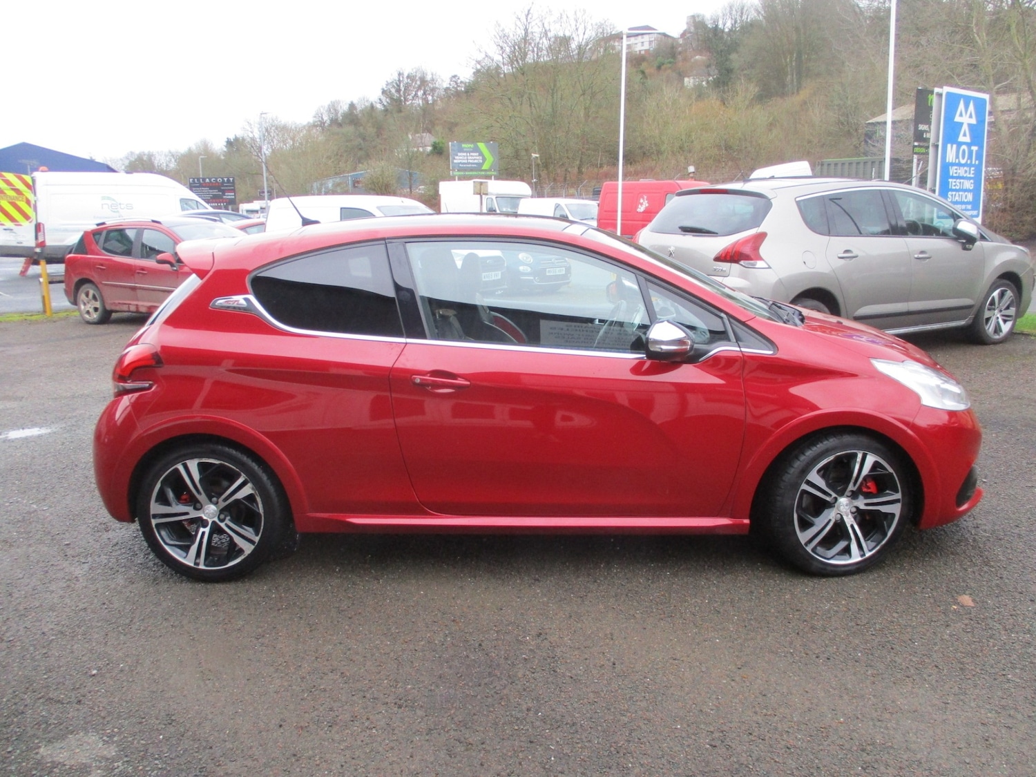 Used Peugeot 208 2017 for sale - 77592233: Photo 4
