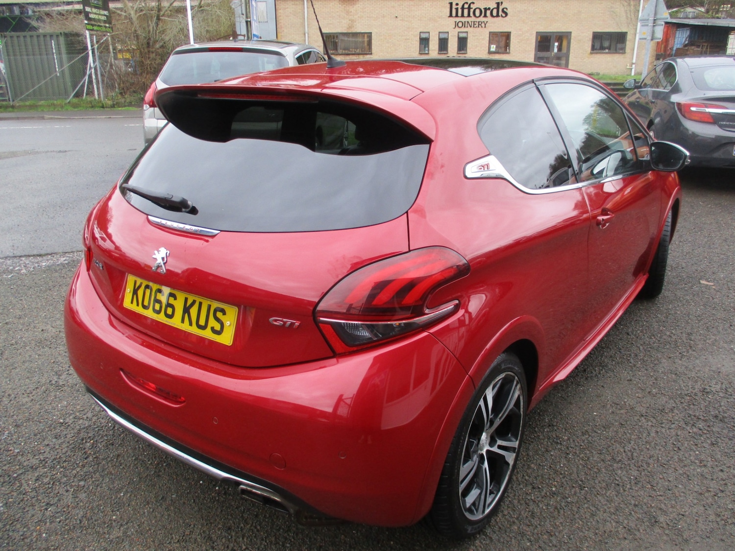 Used Peugeot 208 2017 for sale - 77592233: Photo 5