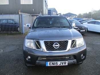 Used Nissan Navara 2015 for sale - 76794835: Photo
