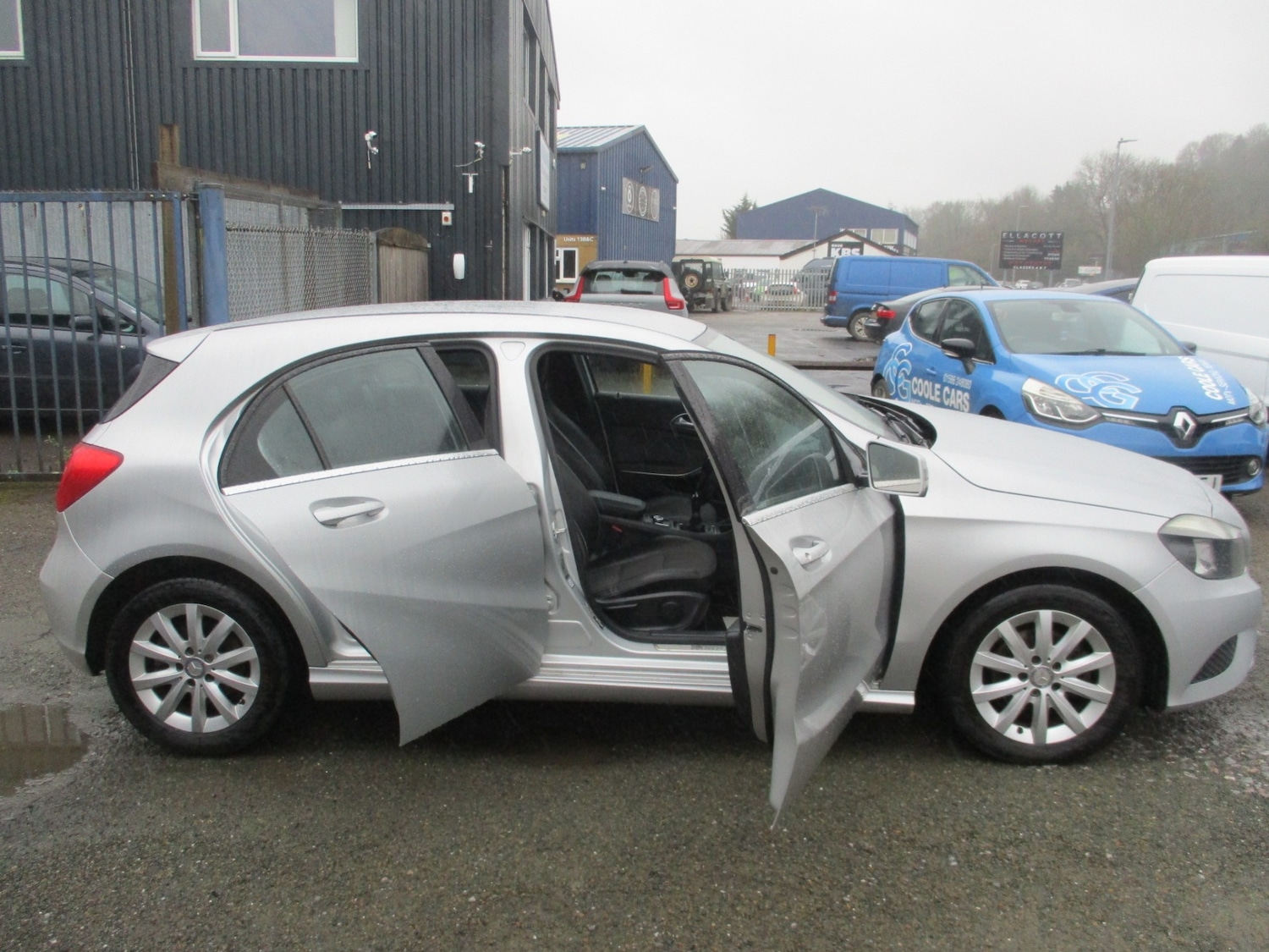 Used Mercedes-Benz A-Class 2013 for sale - 77716564: Photo 10