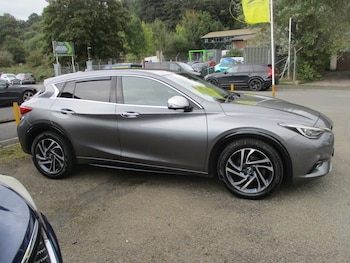 Used Infiniti Q30 2016 for sale - 75971154: Photo