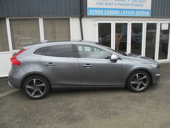 Used Volvo V40 2016 for sale - 79054596: Photo
