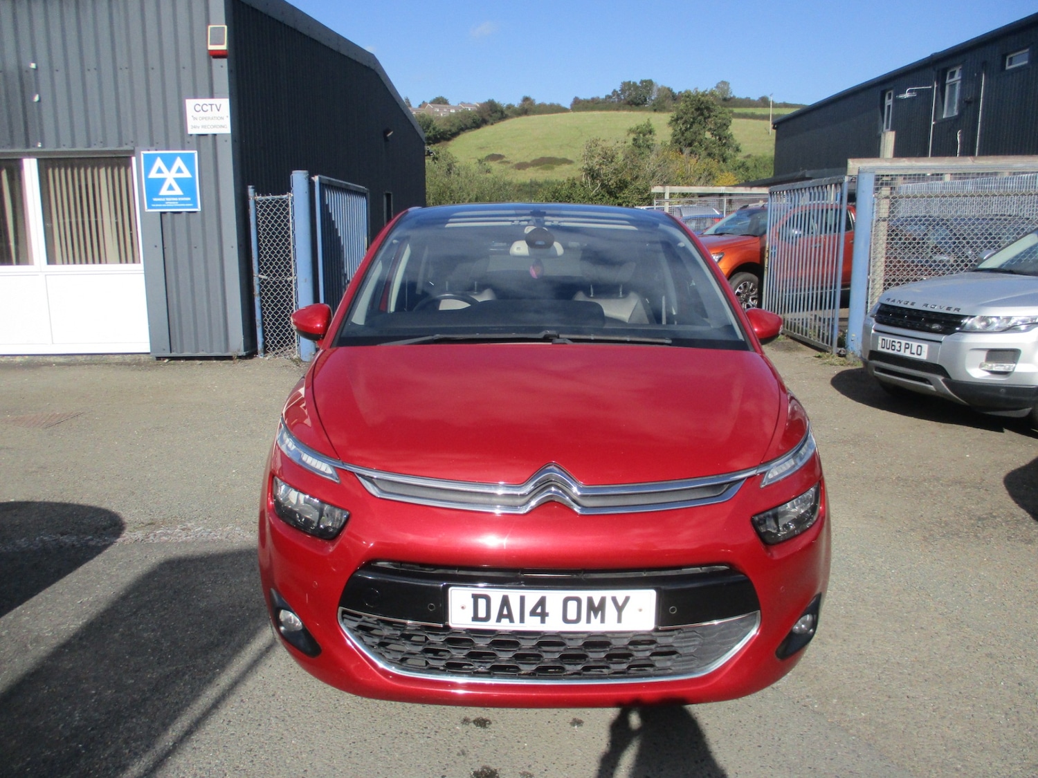 Used Citroen C4 Picasso 2014 for sale - 76127544: Photo 2