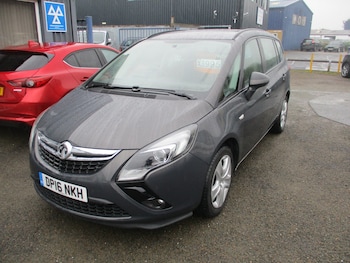 2016 (16) - 1.4T Exclusiv 5dr