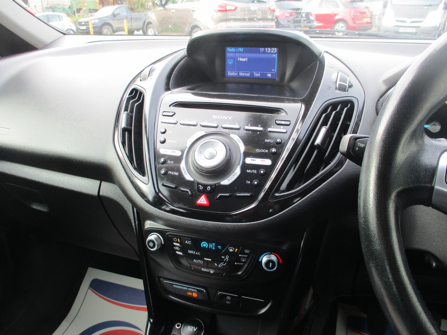 Used Ford B-MAX 2015 for sale - 76682316: Photo 15