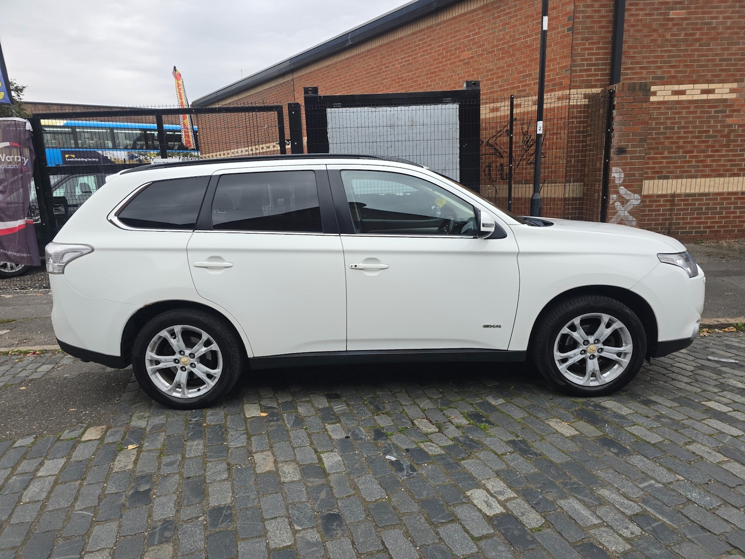 Used Mitsubishi Outlander 2013 for sale - 76280642: Photo 4