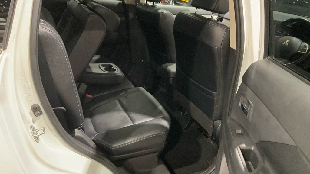 Used Mitsubishi Outlander 2013 for sale - 77685174: Photo 8