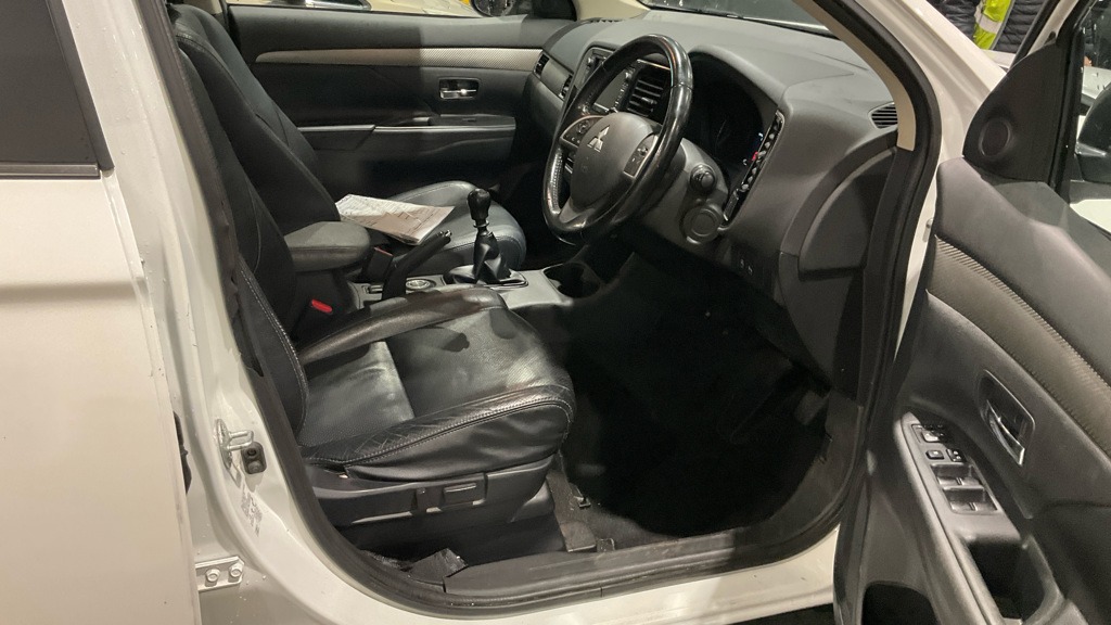 Used Mitsubishi Outlander 2013 for sale - 77685174: Photo 9