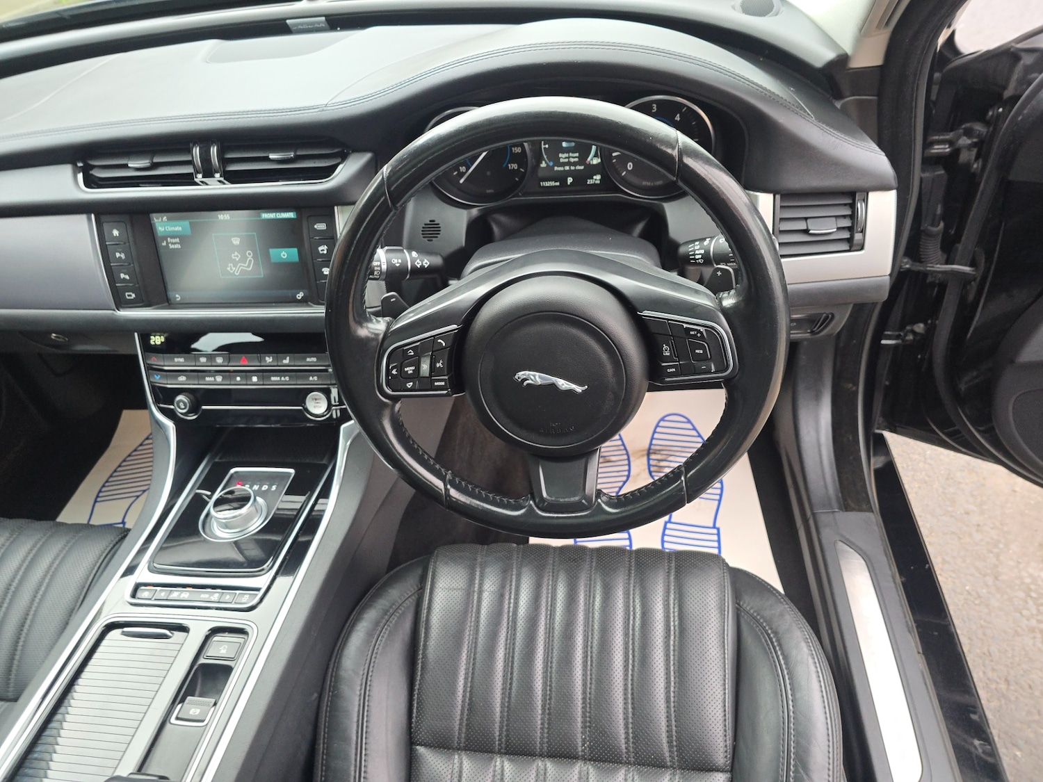 Used Jaguar XF 2016 for sale - 75981573: Photo 11
