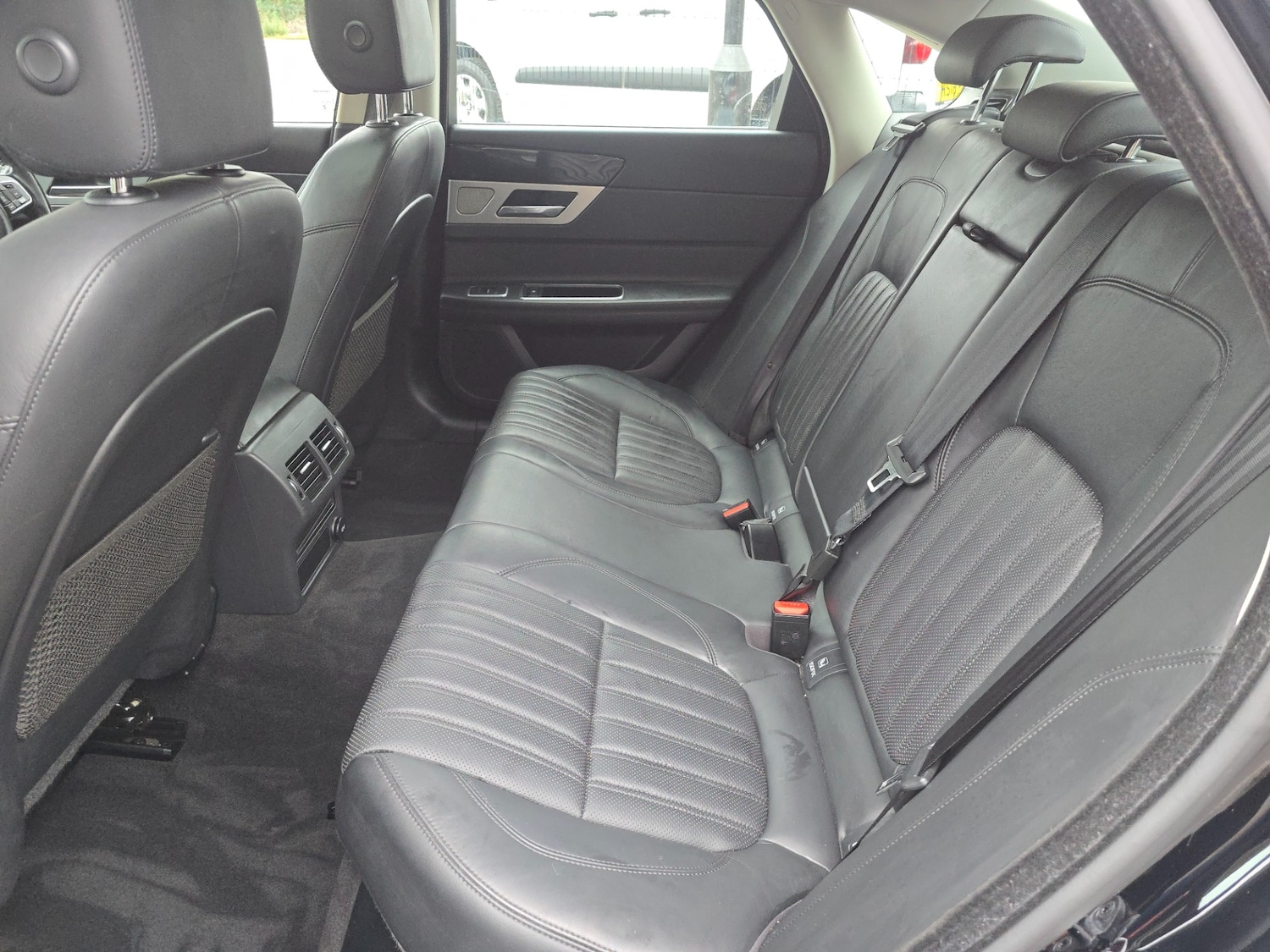 Used Jaguar XF 2016 for sale - 75981573: Photo 15