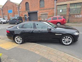 Used Jaguar XF 2016 for sale - 75981573: Photo