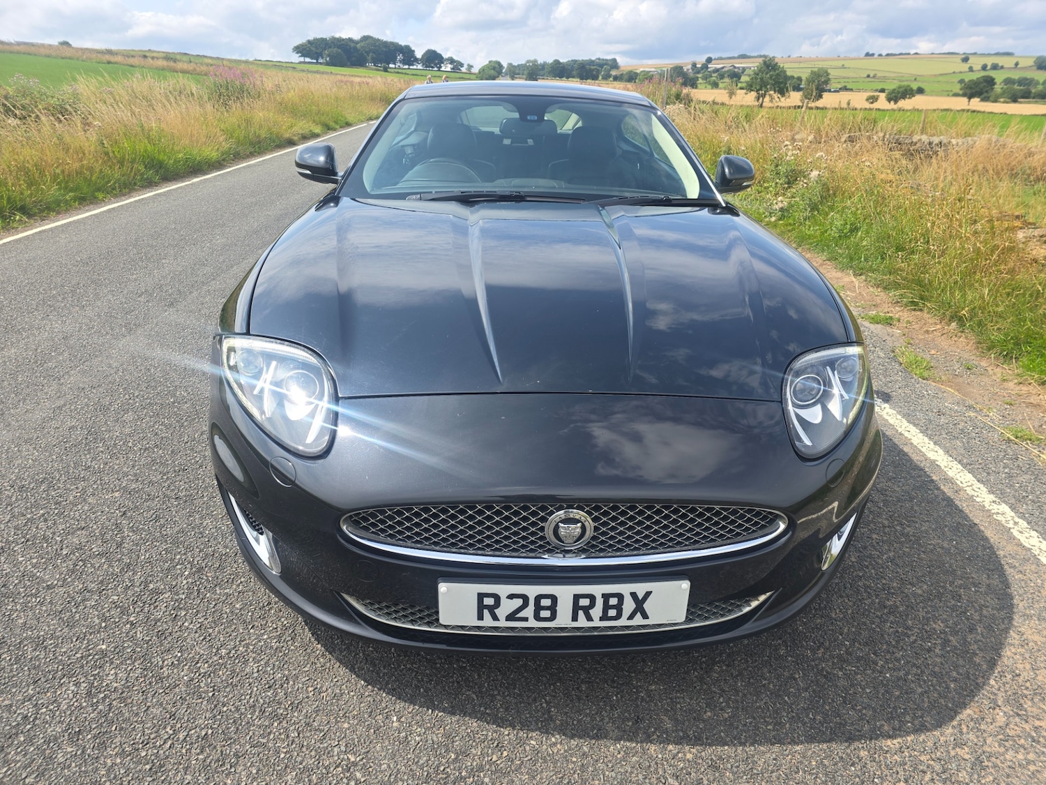 Used Jaguar XK 2011 for sale - 77059885: Photo 2