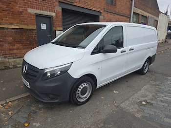 Mercedes-Benz - Vito
