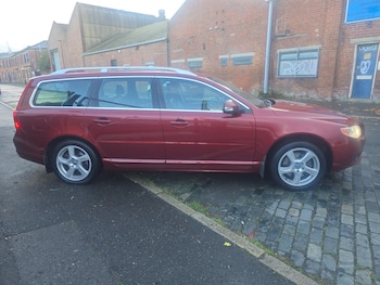 Used Volvo V70 2010 for sale - 76393450: Photo