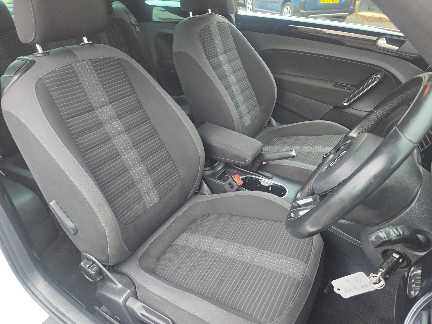 Used Volkswagen Beetle 2014 for sale - 76501099: Photo 10