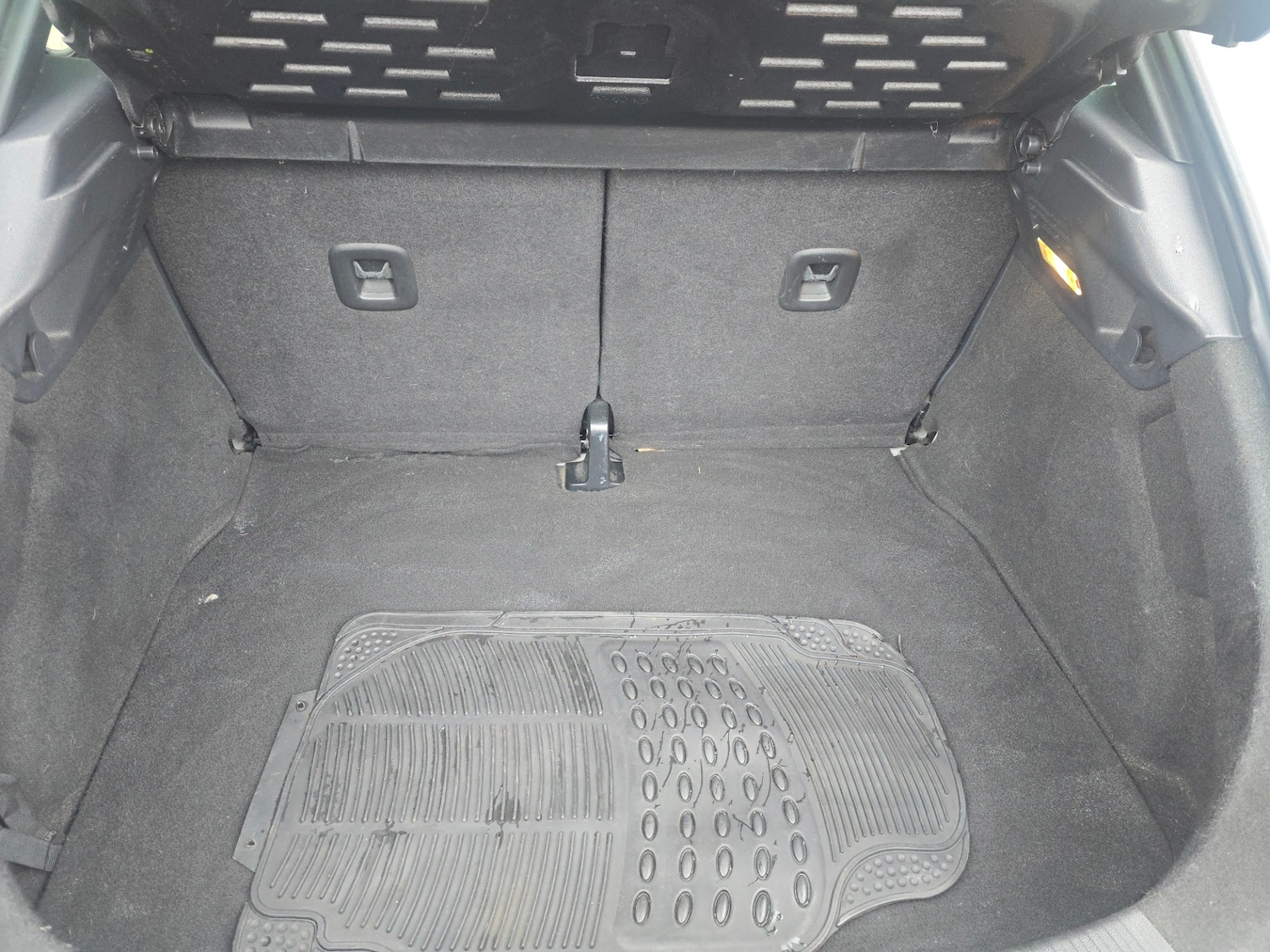 Used Volkswagen Beetle 2014 for sale - 76501099: Photo 13