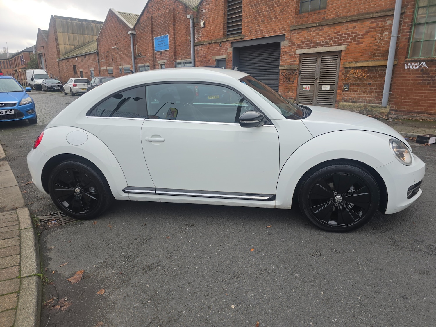 Used Volkswagen Beetle 2014 for sale - 76501099: Photo 4