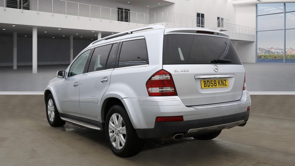 Used Mercedes-Benz GL Class 2009 for sale - 76393477: Photo 3