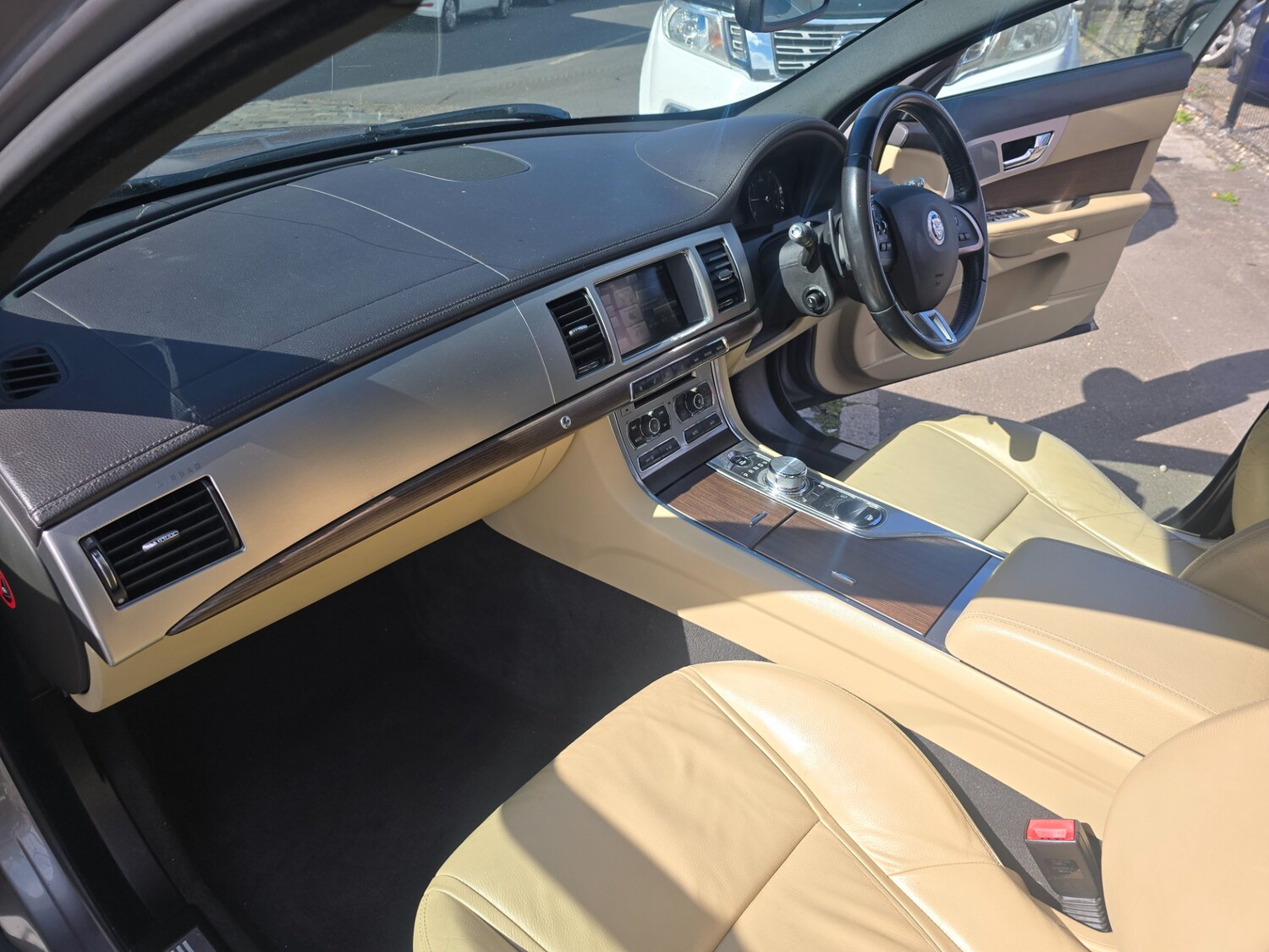 Used Jaguar XF 2013 for sale - 78089077: Photo 18