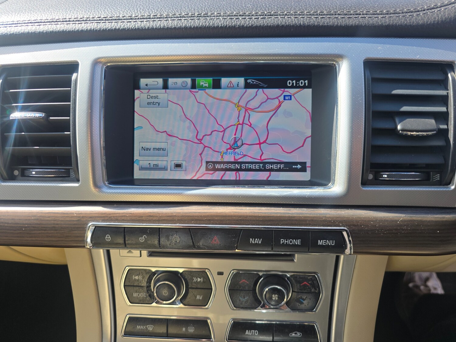 Used Jaguar XF 2013 for sale - 78089077: Photo 20