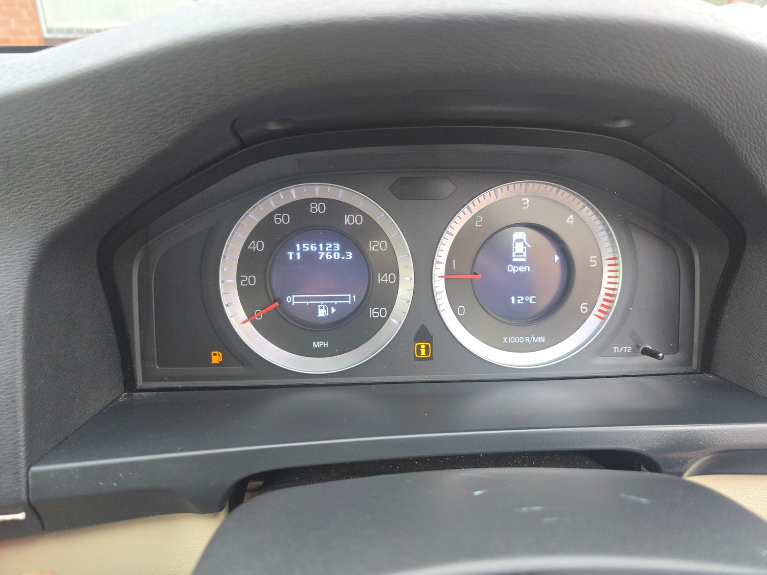 Used Volvo S60 2010 for sale - 76392543: Photo 19