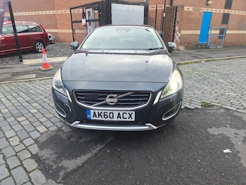 Used Volvo S60 2010 for sale - 76392543: Photo