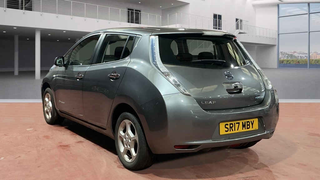 Used Nissan Leaf 2017 for sale - 77669212: Photo 3