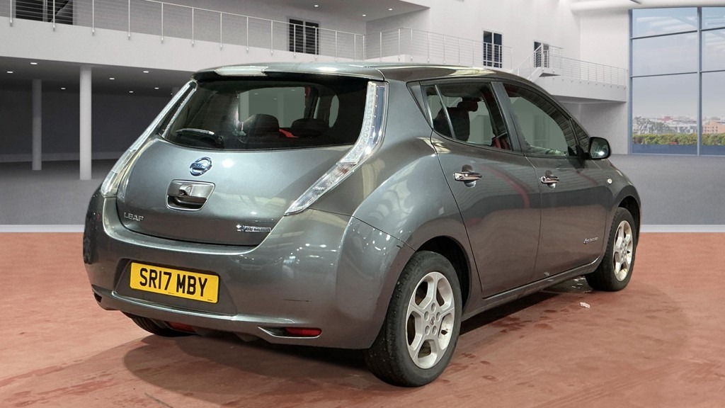 Used Nissan Leaf 2017 for sale - 77669212: Photo 4