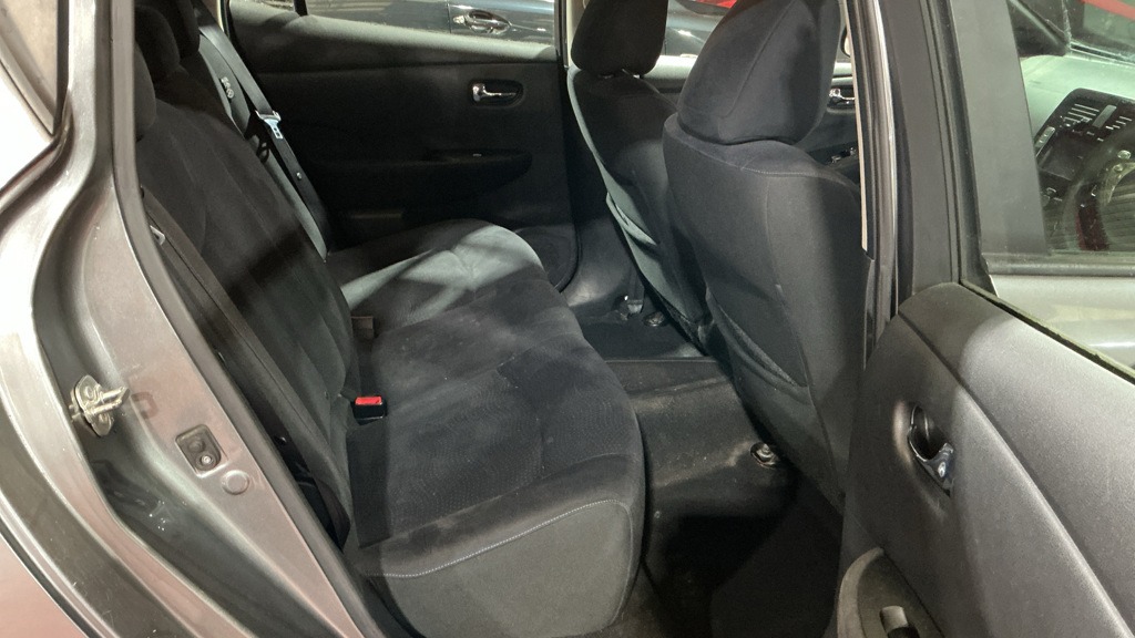 Used Nissan Leaf 2017 for sale - 77669212: Photo 8