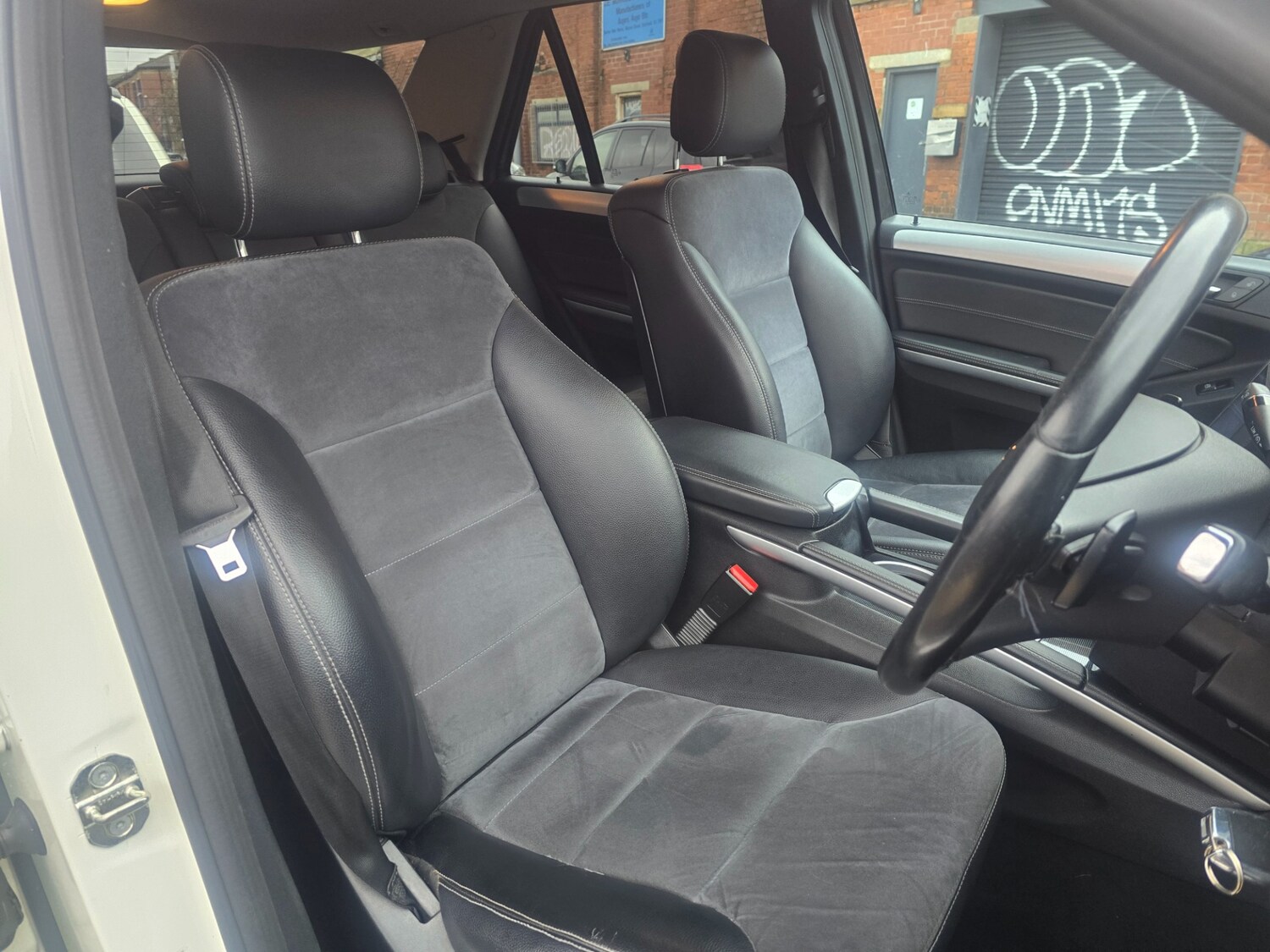 Used Mercedes-Benz M Class 2011 for sale - 77894518: Photo 12