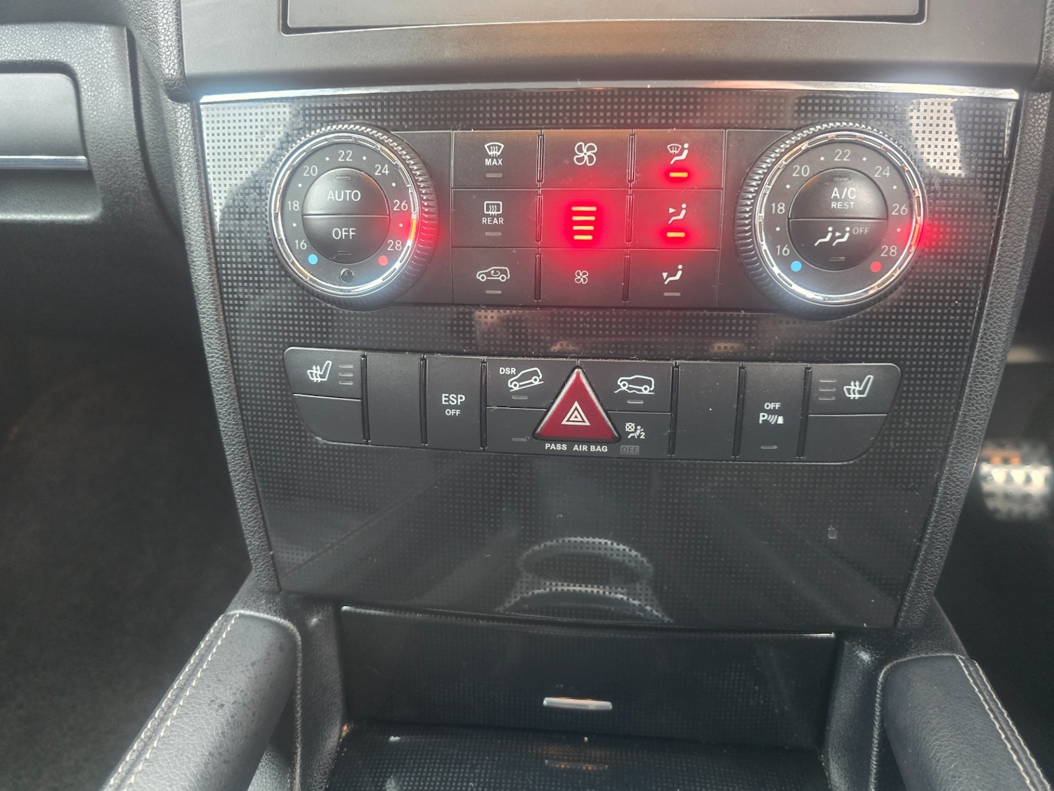 Used Mercedes-Benz M Class 2011 for sale - 77894518: Photo 23