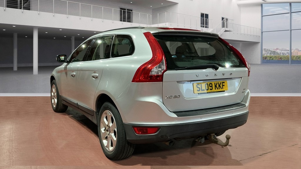 Used Volvo XC60 2009 for sale - 77685246: Photo 3