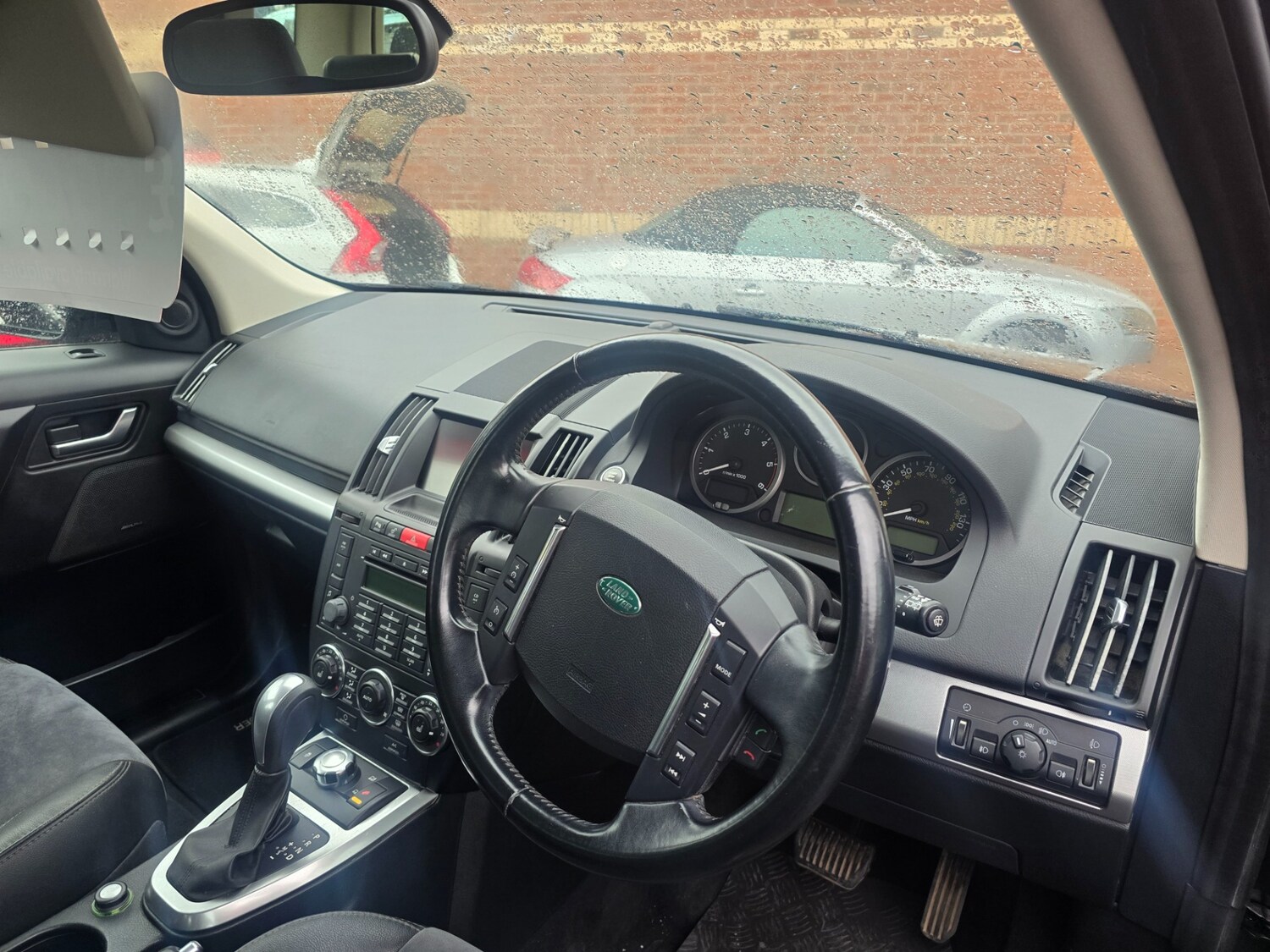 Used Land Rover Freelander 2011 for sale - 77273989: Photo 9