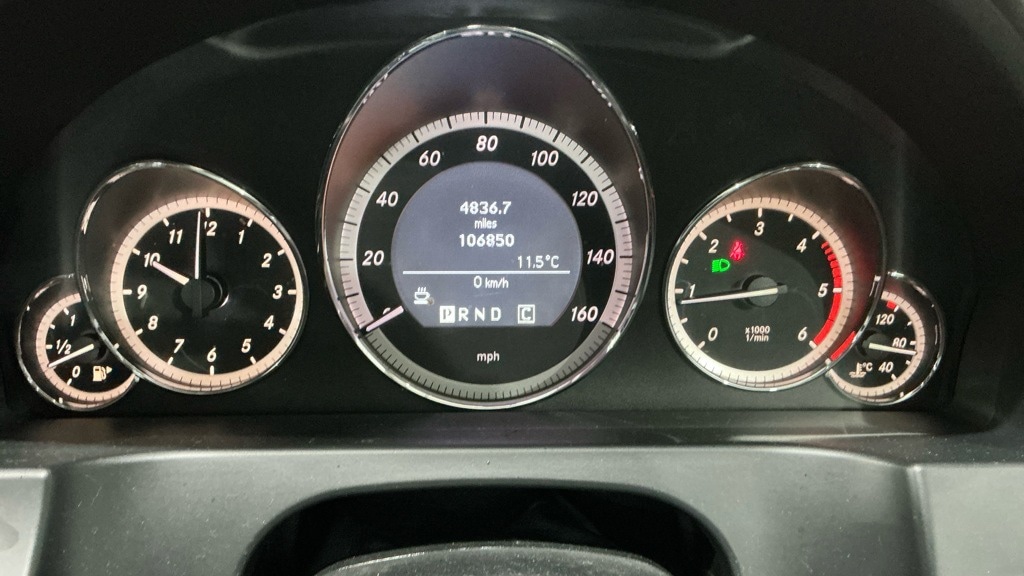 Used Mercedes-Benz E Class 2009 for sale - 77643975: Photo 10