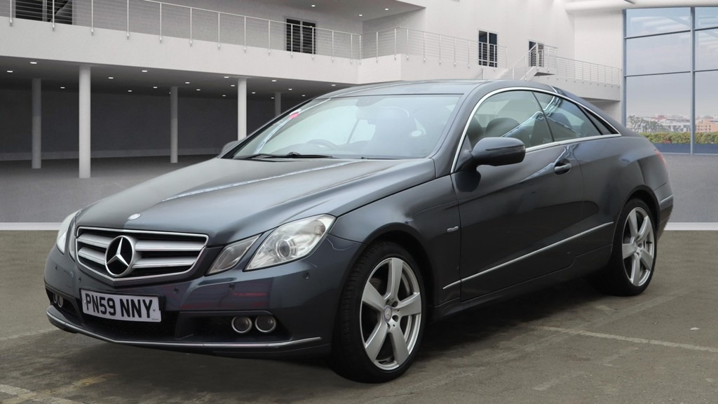 Used Mercedes-Benz E Class 2009 for sale - 77643975: Photo 2