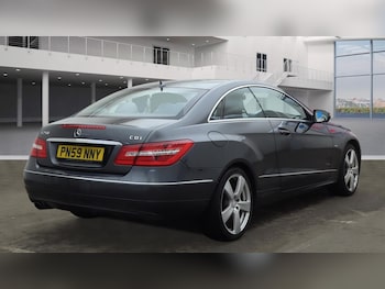 Used Mercedes-Benz E Class 2009 for sale - 77643975: Photo