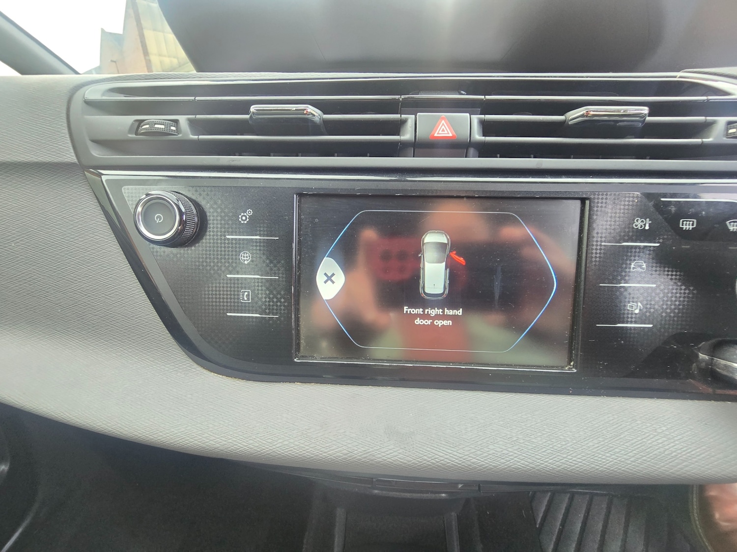 Used Citroen C4 Picasso 2015 for sale - 77522355: Photo 21