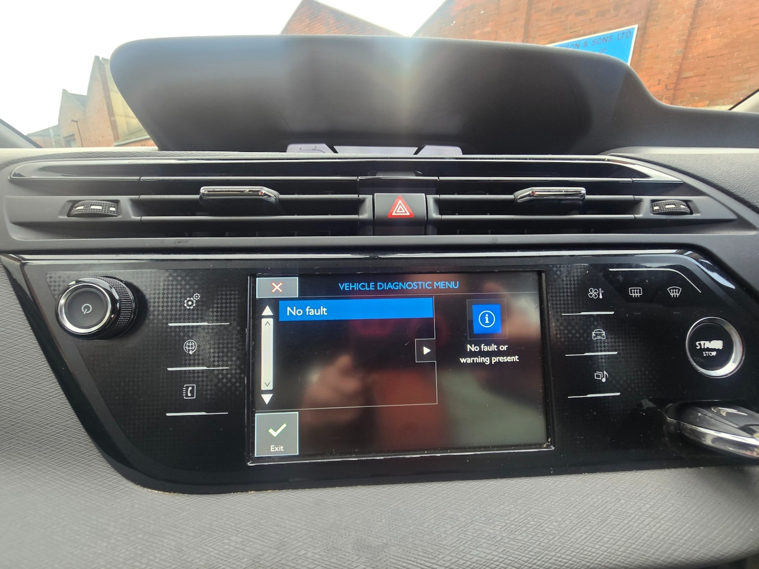 Used Citroen C4 Picasso 2015 for sale - 77522355: Photo 23