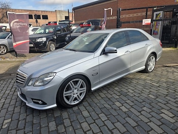 Used Mercedes-Benz E Class 2009 for sale - 77643455: Photo
