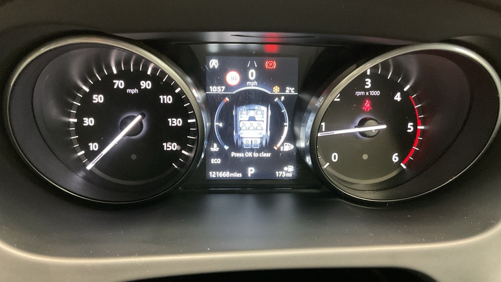 Used Land Rover Discovery Sport 2017 for sale - 77635391: Photo 10